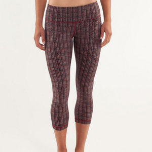 Lululemon Wunder Under Crop Ziggy Wee Luon Size 6